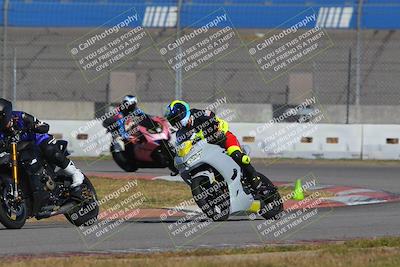 media/Nov-26-2022-Fastrack Riders (Sat) [[b001e85eef]]/Level 1/Session 3 Outside Turn 9/